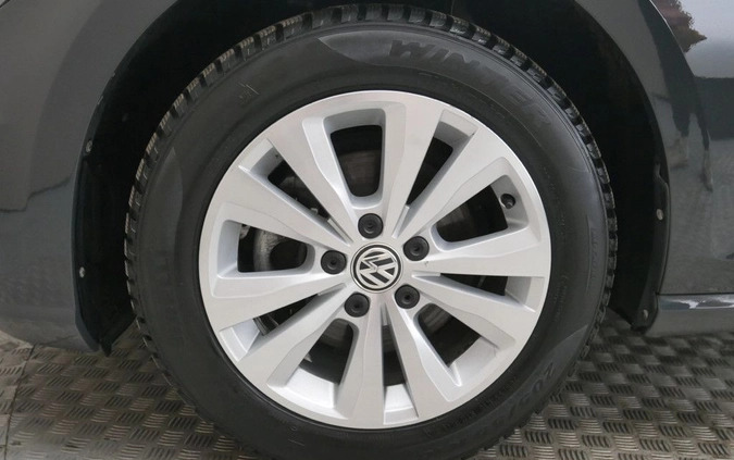 Volkswagen Golf cena 59899 przebieg: 40875, rok produkcji 2019 z Warszawa małe 137